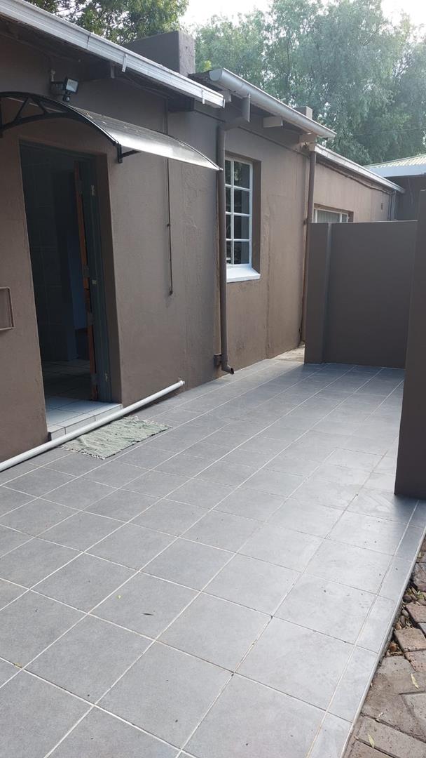 To Let 1 Bedroom Property for Rent in Herlear Northern Cape
